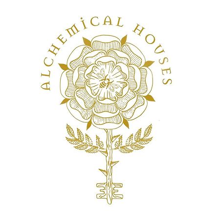 House Of Magic - Due Torri Apartment Болоня Екстериор снимка