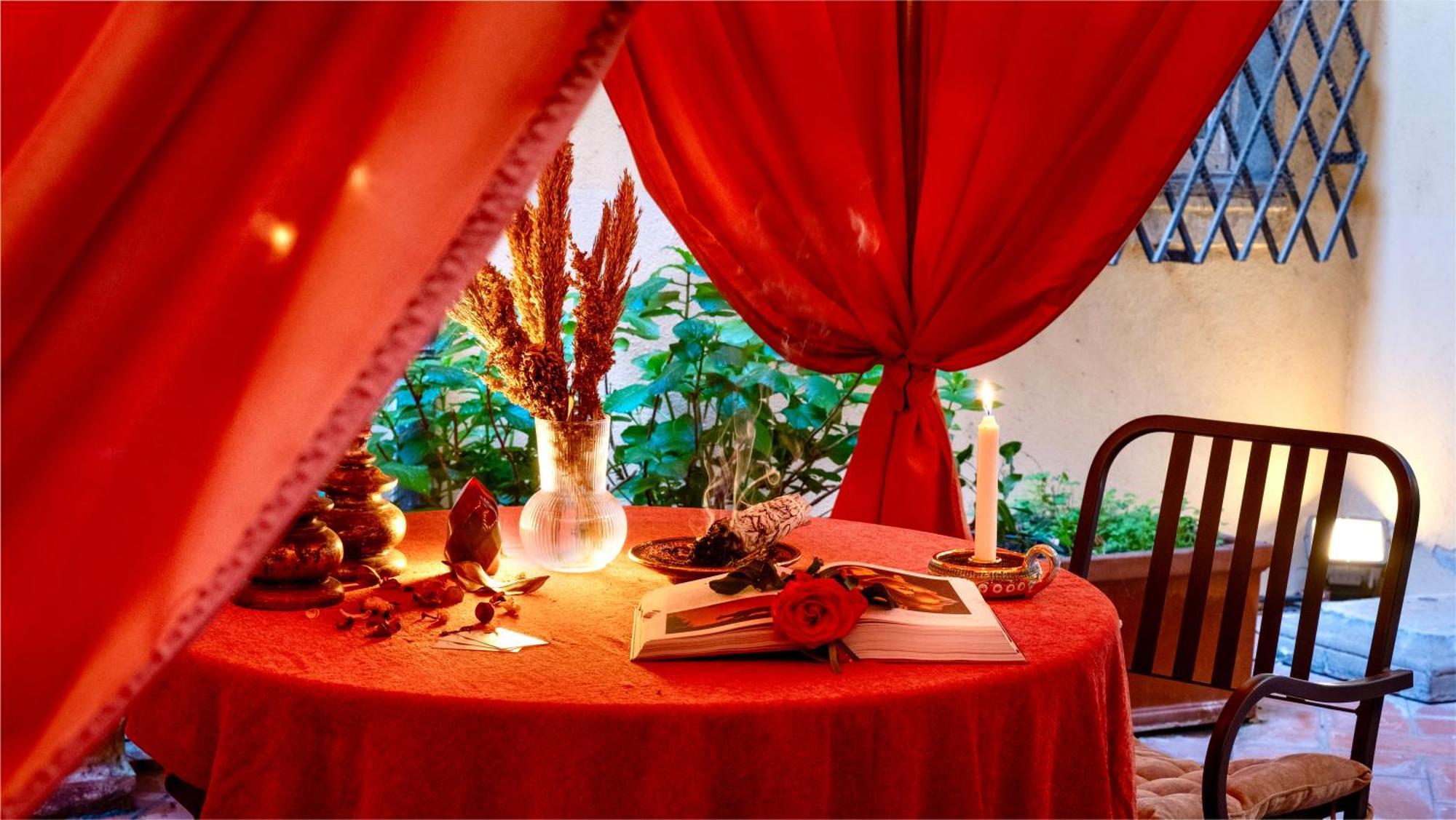 House Of Magic - Due Torri Apartment Болоня Екстериор снимка
